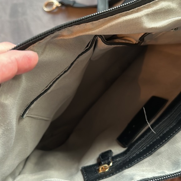 Attitude, black bag with red inserts - Picture 4 of 5